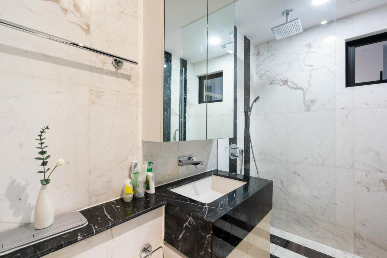 Luxury D1Mension In District 1 Freepoolsaunagym Thành Pho Ho Chí Minh Esterno foto