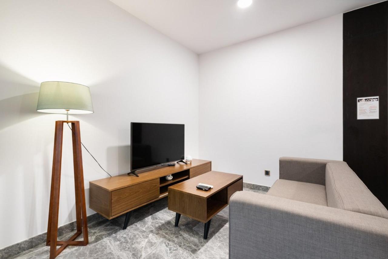 Luxury D1Mension In District 1 Freepoolsaunagym Thành Pho Ho Chí Minh Esterno foto